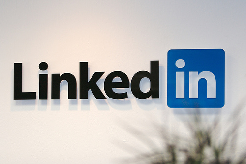 tips for improving your linkedin page